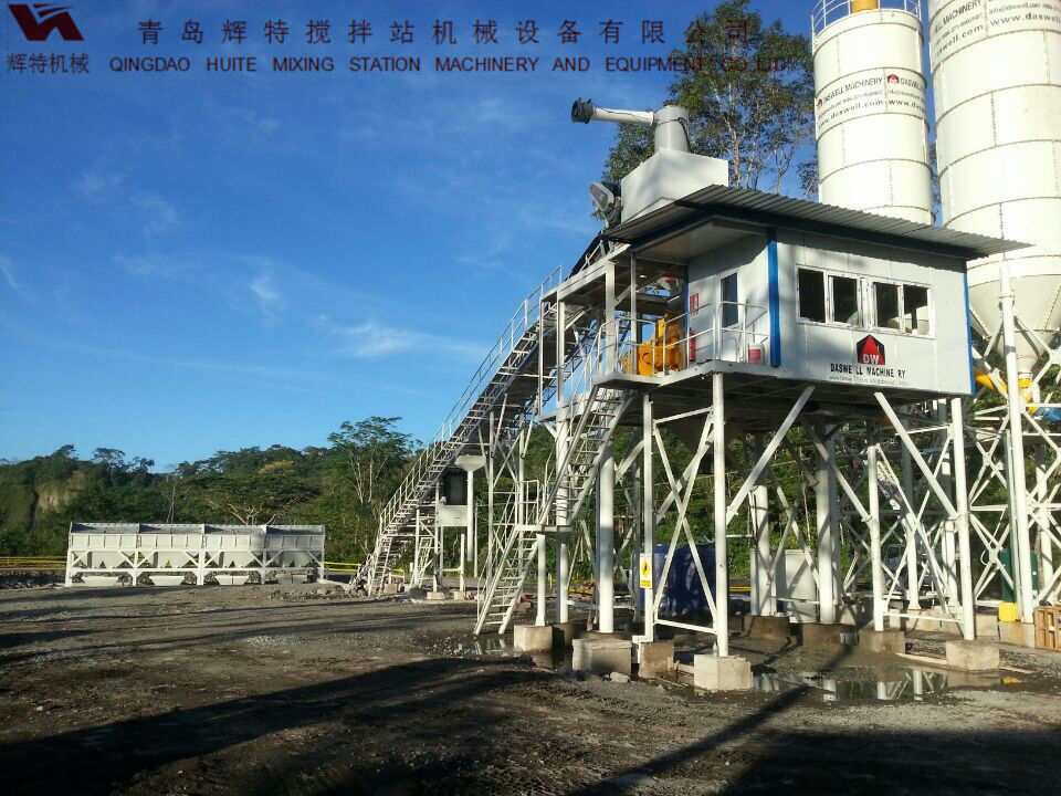 輝特混凝土攪拌站HZS90攪拌臂布置合理，攪拌性能強(qiáng)