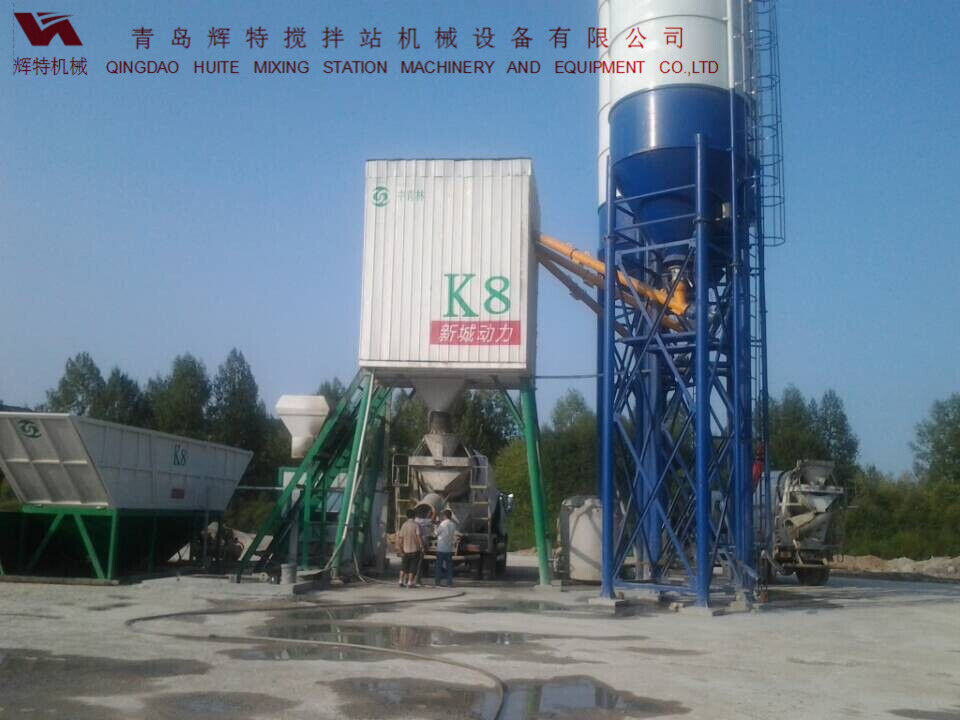 輝特混凝土攪拌站HZS50攪拌性能強，攪拌均勻、迅速，生產(chǎn)效率高