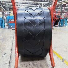 人字花紋輸送帶生產(chǎn)廠(chǎng)家