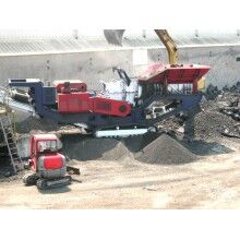 輪胎式和履帶式移動(dòng)破碎機(jī)，誰更勝一籌？