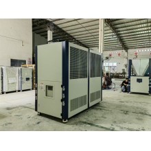 船舶焊接常用冷風(fēng)機(jī)降溫制冷，船艙焊接專用冷風(fēng)機(jī)降溫制冷，船艙焊接常用冷凍機(jī)降溫，船艙焊接采用冷卻機(jī)降溫制冷